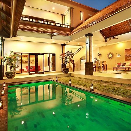 De Liza Villa Seminyak Beachside By Bali Asia Villa Exterior foto
